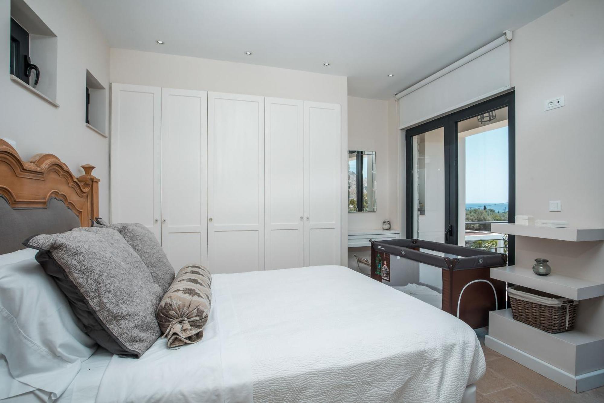 Oneiro Villa - Voted The Best Villa In Rhodes, Greece! Pefki  Bagian luar foto